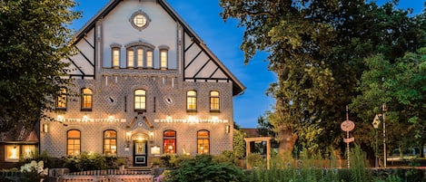 Front of property - evening/night