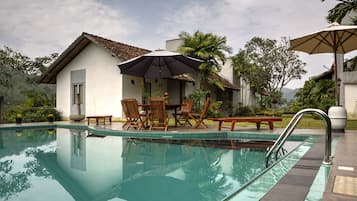 Udendørs pool