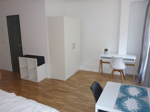 Suite Junior (incl. cleaning fee 30 EUR) | Bureau, Wi-Fi gratuit