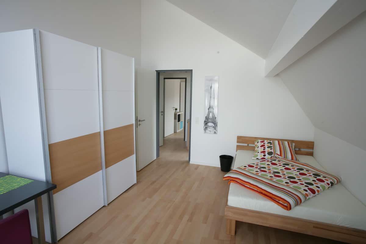 Appartamento Premium, 2 camere da letto (incl. cleaning fee 30 EUR) | Una scrivania, Wi-Fi gratuito