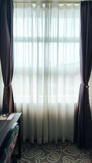 Queen Room With Bathroom | City view - Natol Hotel (Kuching)