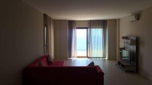 Unclassified image, 5 of 14, button - Peninsula Apart (Bodrum)