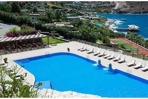 Outdoor pool - Peninsula Apart (Bodrum)