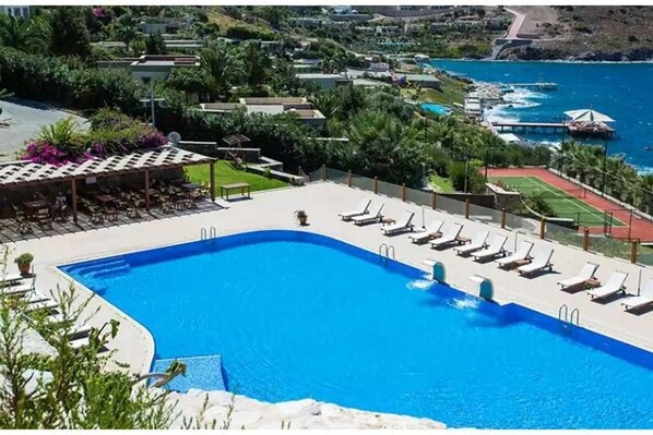 Alberca al aire libre 