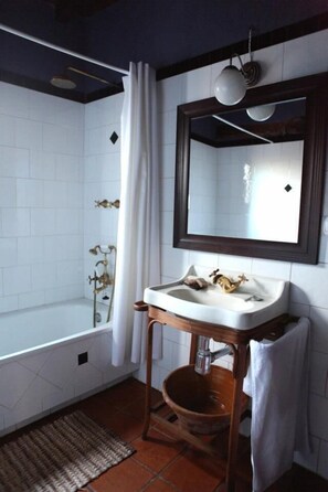 Maison, 4 chambres, non-fumeur | Salle de bain