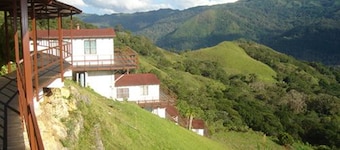 Cabañas Niebla Azul
