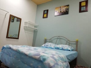 2 slaapkamers, een strijkplank/strijkijzer, wifi