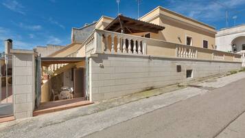 Apartemen Keluarga, 2 kamar tidur (1070) | 2 kamar tidur dan setrika/meja setrika