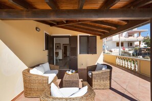 Standard Apartment, 2 Bedrooms (1069) | Terrace/patio - Appartamenti Girasole (Castrignano del Capo)