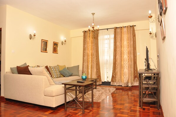 Apartment, Non Smoking | In-room safe, desk, iron/ironing board, free WiFi - Sherry Homes - Fahari I (Nairobi)