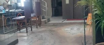 Hotel Manikanta Residency
