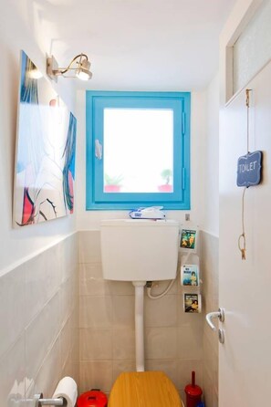 Bathroom - Center of TLV Boutique apt (Tel Aviv)
