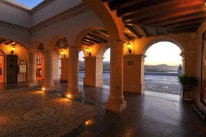 Entrada al alojamiento