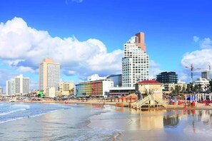 Beach nearby - Unique Boutique Apt. Center Of TLV (Tel Aviv)