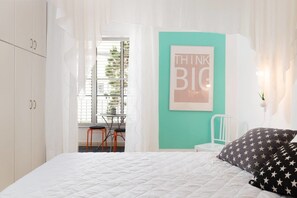 1 bedroom, iron/ironing board, free WiFi - Unique Boutique Apt. Center Of TLV (Tel Aviv)
