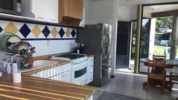 Micro-ondes, plaque de cuisson