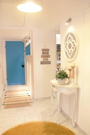 2 bedrooms, iron/ironing board, free WiFi