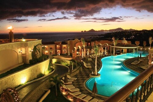 Hacienda Encantada 3BR Villa With Ocean View
