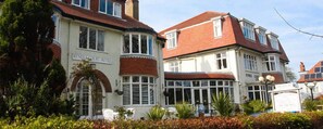 Exterior - The Ryndle Court Hotel (Scarborough)