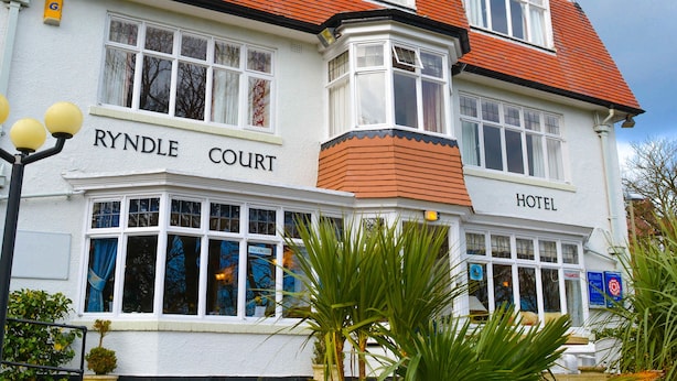 Exterior - The Ryndle Court Hotel (Scarborough)