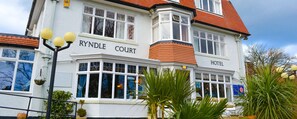 Exterior - The Ryndle Court Hotel (Scarborough)