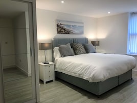 Executive Apartment, Multiple Beds, Non Smoking | 1 bedroom, Egyptian cotton sheets, premium bedding, pillowtop beds