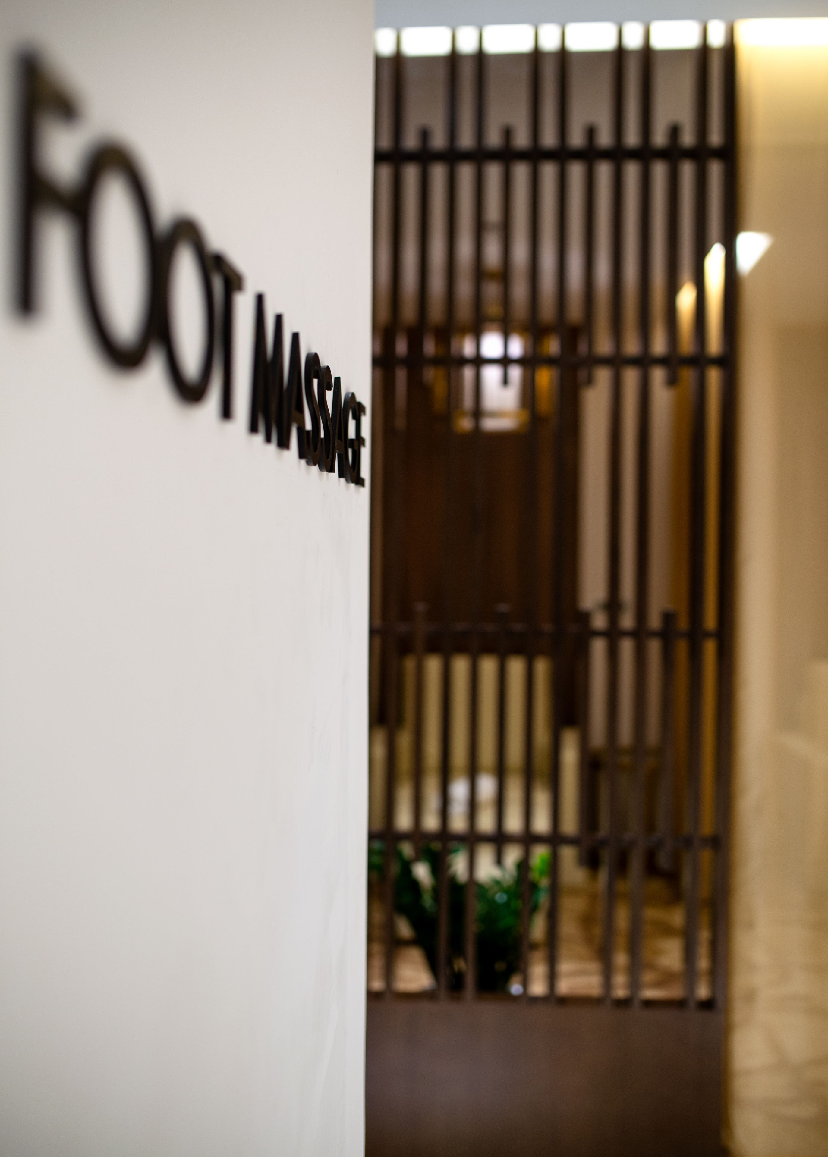 sauna, hot tub, steam room, body treatments, hot stone massages