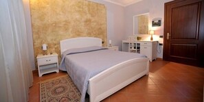 Double Room, Accessible | Minibar, desk, blackout drapes, soundproofing - Il Borgovecchio Hotel Ristorante (Montegrosso d'Asti)
