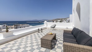 Luxury Villa | Balcony - Villa Josephine by the Pearls Collection (Mykonos)
