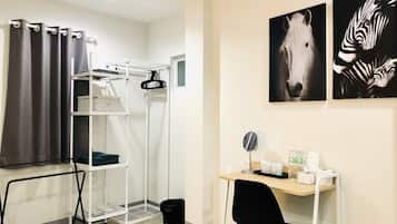 2 Bedrooms Townhome | Bathroom amenities | Shower, rainfall showerhead, free toiletries, hair dryer