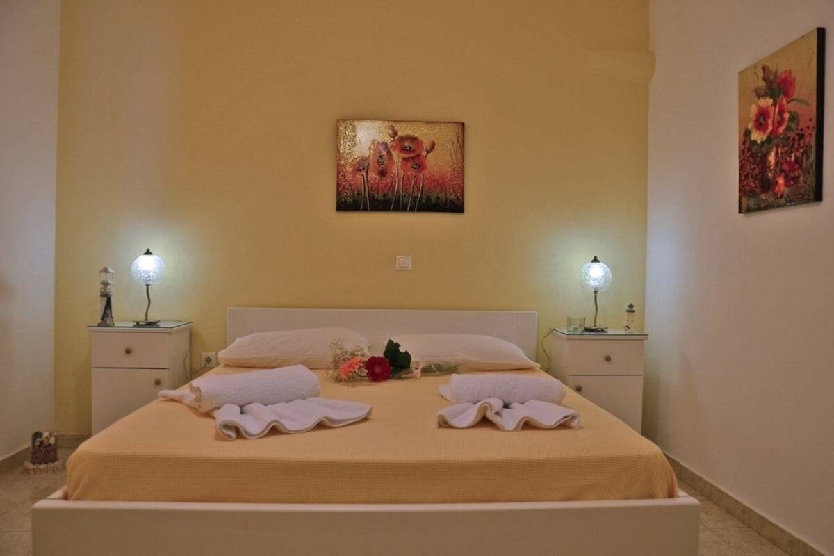 Triple Room (Ilianthos)