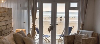 Lusty Glaze Beach Accommodation