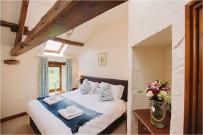 Cottage, Multiple Beds | 2 bedrooms, iron/ironing board, free WiFi, bed sheets - Gelt Cottage (Brampton)