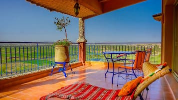 Suite (Tazroute) | Terras