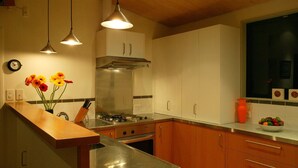 Private kitchen - Amazing View House (Taiharuru)