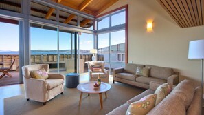Living area - Lake Terrace Taupo (Taupo)