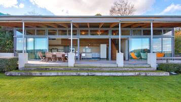 Rumah, Beberapa Tempat Tidur (Lake Terrace Taupo) | Beranda