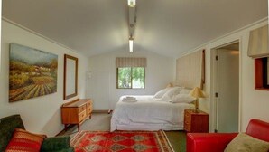 Unclassified image, 2 of 16, button - Vineyard Barn House (Alexandra)