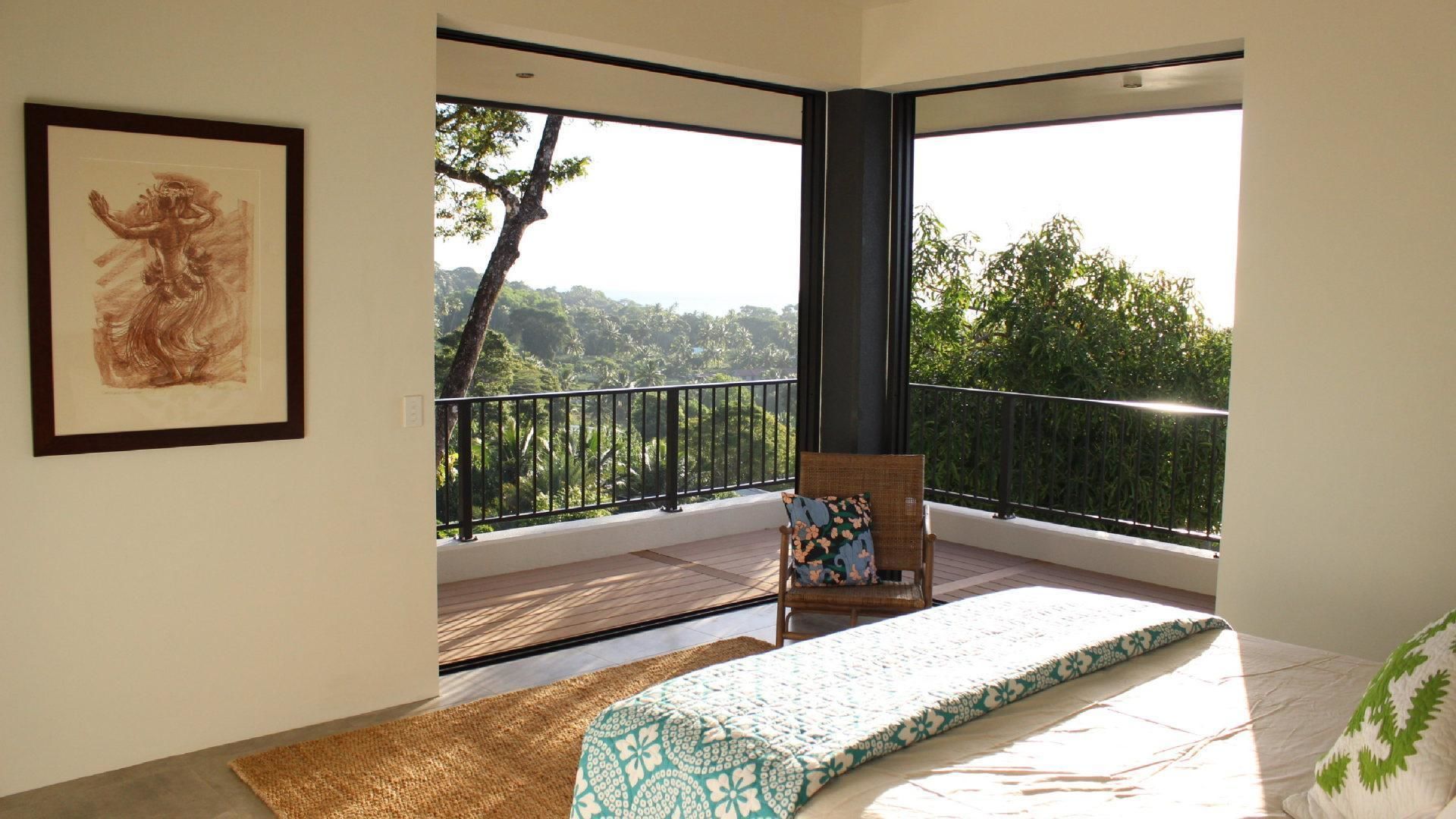 4 bedrooms, individually decorated, individually furnished