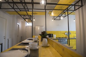 Free daily buffet breakfast - L'Officina di Apollo (Palermo)
