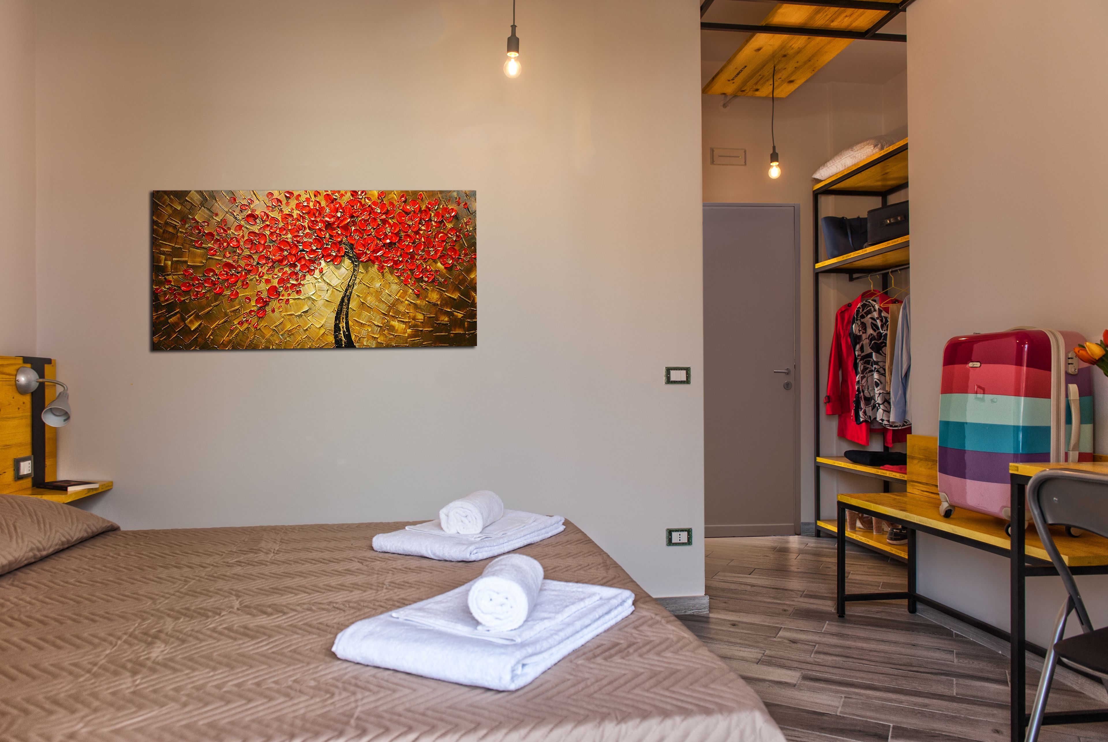 ダブルルーム | 5 室のベッドルーム、羽毛の掛け布団、低反発ベッド、デスク