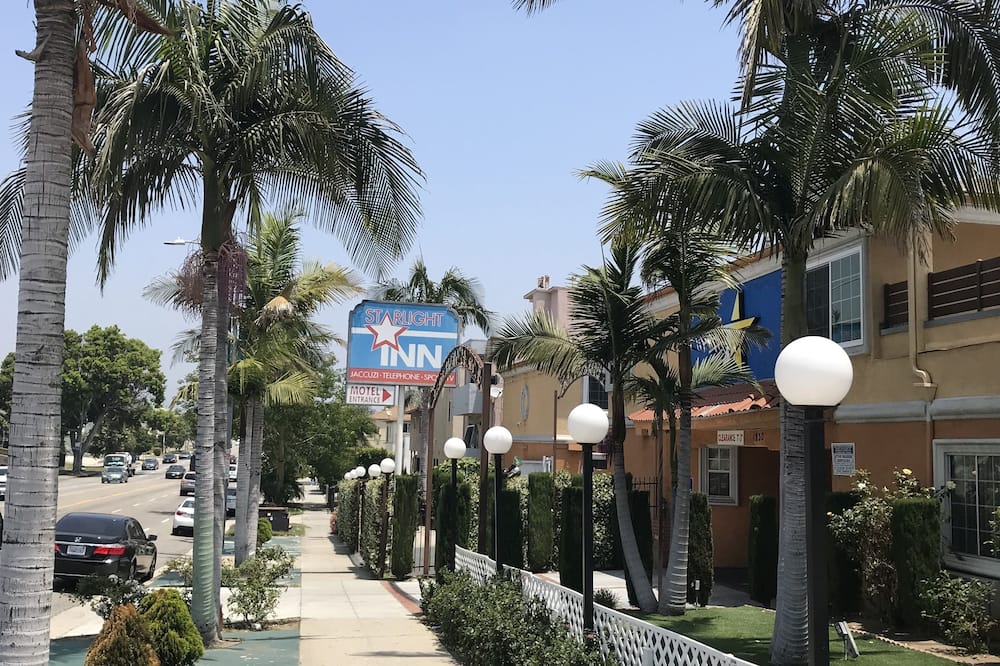 Starlight Inn La Brea