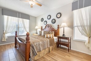 6 bedrooms, in-room safe, iron/ironing board, free WiFi