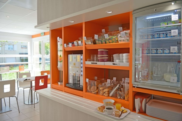 Daily buffet breakfast (EUR 6.90 per person)