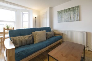 Flat-screen TV - Sleep & Stay Oxford - Beautiful Flat Close to town (Oxford)