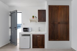 Quarto tradicional, vista parcial para o mar | Roupas de cama premium, camas com colchões pillow-top