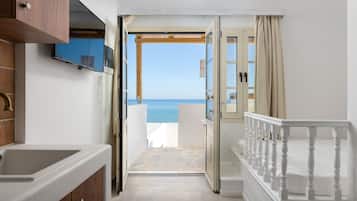 Akti Luxury Suites | Vista do quarto