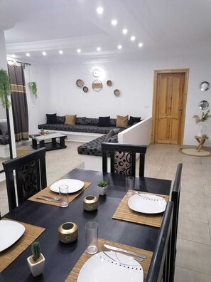 Interior - Relax in the comfort of Dar Elyas: our villa with swimming pool in Djerba! (Mezraya)