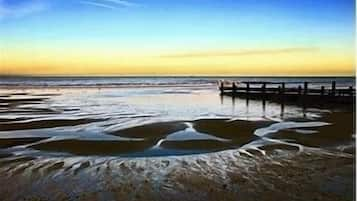 Una spiaggia nelle vicinanze