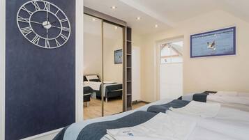 4 chambres, fer et planche à repasser, Wi-Fi, draps fournis
